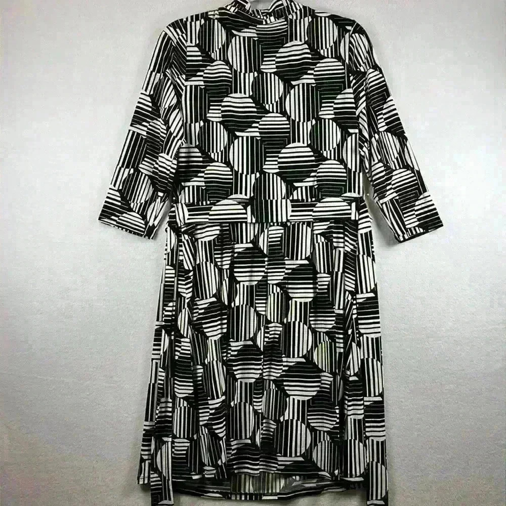 Liz Claiborne Women’s Dress Size Large Black & White Geometric Print Work Office - Picture 6 of 11